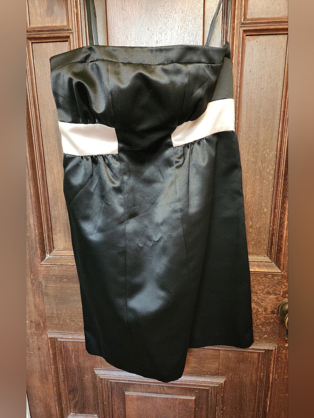 NWT-Max and Cleo By BCBGMAXAZRIA Black/Ivory Satin Cocktail Dress-Size 8